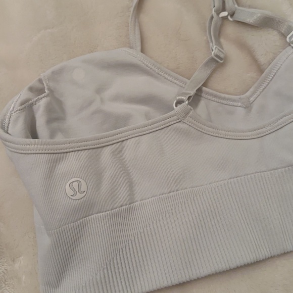 lululemon bra - Picture 3 of 3